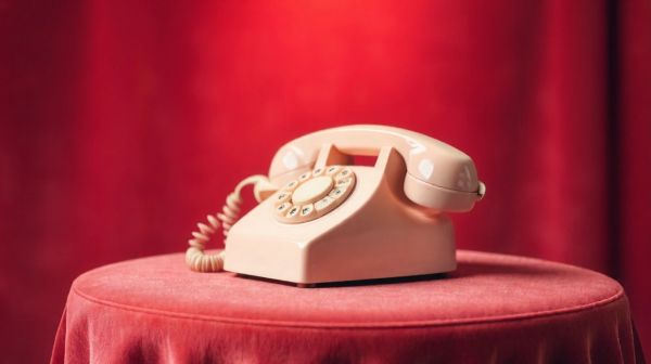 5 raisons d'essayer le téléphone rose pour pimenter vos fantasies